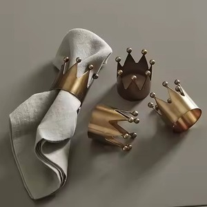 Ensemble d'anneaux à serviettes en métal au design classique, porte-serviettes élégant pour restaurant, réception de mariage, banquet, dîner et maison - Product Image 1