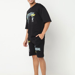Ensemble de shorts d'été en coton noir pour homme avec imprimé officiel motif crâne, col rond, style décontracté, tissu tricoté respirant - Product Image 3