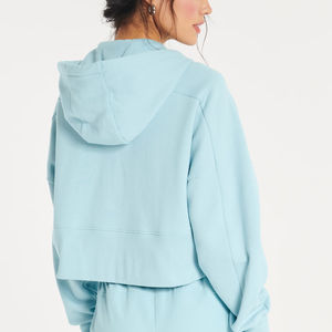 Conjunto de Dos Piezas para Mujer, Pantalones Casuales y Top Corto con Capucha, Color Sólido, Estilo Slim, Otoño-Invierno, Venta al Por Mayor, Personalizable - Product Image 4