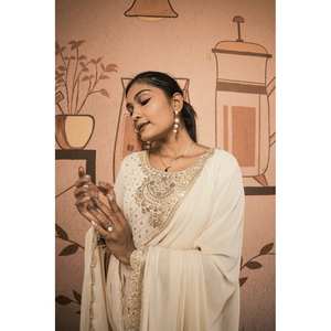 Robe trapèze de créateur faite à la main avec pantalon et dupatta en organza brodé pour soirée, taille XL - Product Image 6