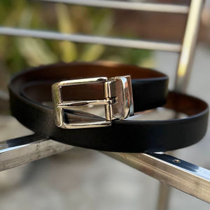 Cinturón Clásico Reversible de Cuero Vacuno en Negro y Marrón con Hebilla de Metal, 3.5cm, Personalizable, Formal - Product Image 2