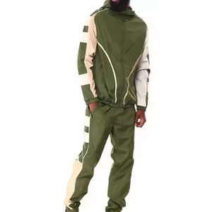 Ensembles de survêtements coupe-vent personnalisés pour hommes – Légers, ajustés, respirants, séchage rapide, coupe-vent, col à capuche, motif uni pour l'hiver - Product Image 4