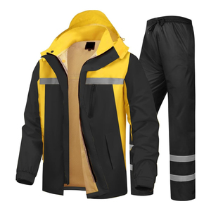 Combinaison de pluie imperméable performante pour l'aventure en plein air – Fabrication professionnelle - Product Image 4