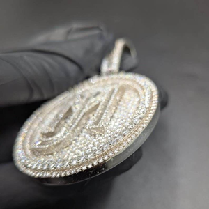Collier pendentif médaillon lettre en argent 925 de luxe avec moissanite, breloque ronde entièrement pavée, bijou de mode tendance - Product Image 2