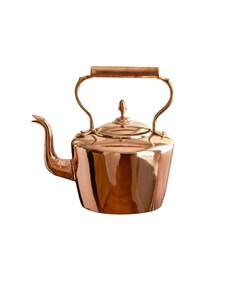 Tetera de cobre de calidad profesional con base de calentamiento rápido, diseño ergonómico y boquilla de vertido suave y controlado. - Product Image 4