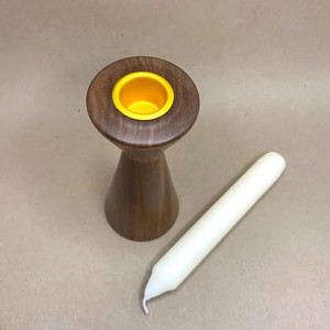 Portavelas de madera de nogal Aqdus Saleem, diseño abstracto hecho a mano, forma cuadrada, venta al por mayor - Product Image 3