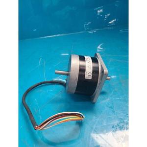 Moteur pas à pas hybride MAE HN200-3426-0430 BX08 - Équipements et pièces semi-conducteurs d'occasion de renommée mondiale - Product Image 2