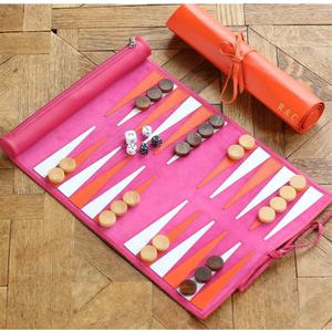 Plateau de Backgammon Pliable en Plastique Coloré pour l'Extérieur, Jeu d'Échecs Classique Enroulable, Plateau de Jeu de Loisirs et de Divertissement - Product Image 2