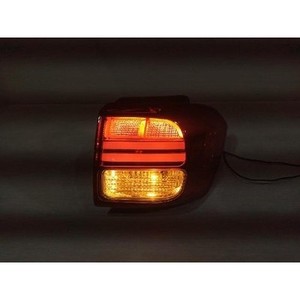 ไฟท้ายรถคาร์นิวัลมือสอง ขวา รุ่น 92402A9500 - Product Image 1