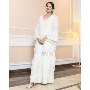 Conjunto Sharara Chandani Talla XS Blanco Elegante y Ecológico con Bordado Chikankari - Product Image 3