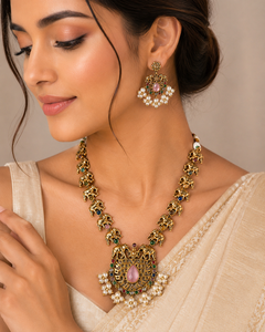 Ensemble collier et boucles d'oreilles bohèmes en argent oxydé, motif animalier, serti de cristaux et strass, fait main, plaqué or, vente en gros - Product Image 2