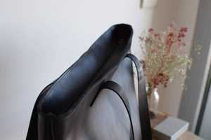 Sac fourre-tout en cuir véritable avec fermeture éclair, style rétro tendance pour femmes, couleur personnalisable et détails faits à la main LTB-0294 - Product Image 3