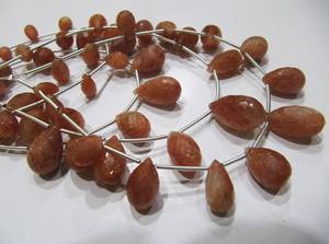 Chaîne de perles facettées en forme de goutte d'eau Natura Orange Sunstone, 8 pouces de long - Product Image 3