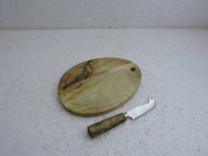 Planche à découper rectangulaire en bois de qualité supérieure avec poignée, finition naturelle, planche à découper de cuisine en une seule pièce - Product Image 4