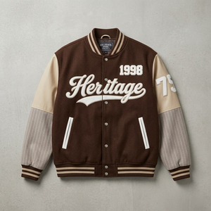 Chaqueta Varsity Heritage 1998 para Hombre, Color Marrón Beige, Bordada, Estilo Letterman, Corte Regular, Cuello Camisero - Product Image 1