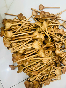 Cuillère en bois pour les chaînes de magasins d'articles de cuisine et de restaurants, avec un prix compétitif et un approvisionnement stable - Product Image 6