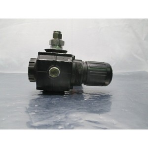 Régulateur de pression Dixon R73G-4R avec manomètre USG - Équipement et pièces semi-conductrices de renommée mondiale - Product Image 5