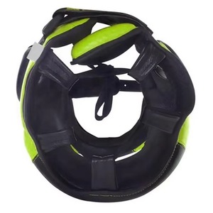 Protège-tête professionnel de boxe MMA en PVC à double anneau, respirant et réglable pour l'entraînement de kickboxing - Product Image 3