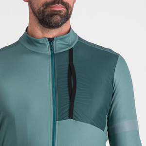 Nouvelle arrivée : Maillot de cyclisme uni léger à manches courtes, fabriqué en usine, personnalisable avec votre logo - Product Image 5