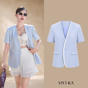 เสื้อเบลเซอร์แขนสั้นแบบไม่มีปกสำหรับผู้หญิง สีฟ้าอ่อน สไตล์ลำลองสำหรับใส่ทำงาน แต่งขอบตัดกัน ทรงเข้ารูป ยี่ห้อ SAYA - Product Image 1