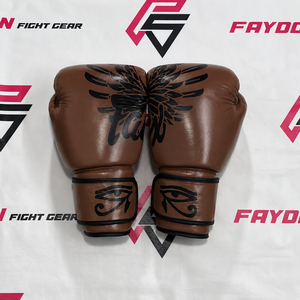 ถุงมือชกมวยไทย Fairtex สีเขียวเข้ม แบบสั่งทำพิเศษ OEM หนังแท้คุณภาพระดับมืออาชีพ พร้อมสายรัดข้อเท้า สำหรับคิกบ็อกซิ่ง - Product Image 4