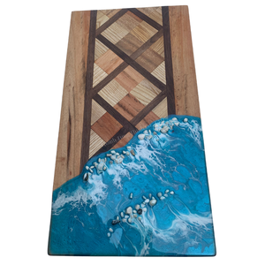 Planche à découper en bois Thinh Tung Thinh, rectangulaire avec poignée, fabriquée au Vietnam - Product Image 3