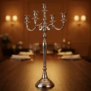 En gros, Candelabre à 5 bras en aluminium finition argentée, Centre de table pour décorations de Noël et d'anniversaire, Écologique - Product Image 5