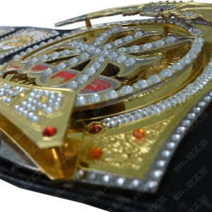 Réplica del Cinturón de Campeonato de la WWE de John Cena, Chapado en Oro, Decorado con Pedrería, Hebilla de Aleación Informal, Cinturón de Título - Product Image 4