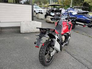 Offre limitée ici : Nouvelle moto de tourisme MV Agusta LXP Enduro Veloce 2024 - Product Image 2