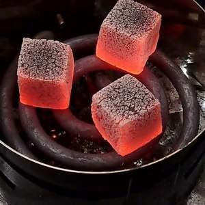 Charbon à chicha Serenity, briquettes de haute qualité, naturel du Vietnam, pour une relaxation ultime - Product Image 3