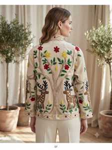 Chaqueta Vintage Crema Bordada para Mujer, Cuello Alto, Cierre de Cremallera, Patrón de Ciervo, Abrigo de Invierno - Product Image 2