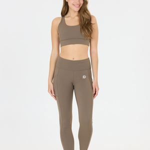 Vêtements de sport de haute qualité pour femmes, ensemble de yoga sur mesure, respirant, léger et à séchage rapide, pour adultes. - Product Image 5