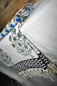 Vente en gros de couvertures modernes en tissu TNT 100% coton écologique 45"x70", imprimées à la main, pour toutes les saisons, décoration intérieure - Product Image 2