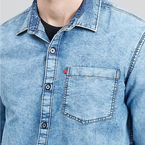 Camisa vaquera informal para hombre con corte relajado y dos bolsillos en el pecho para uso al aire libre - Product Image 6