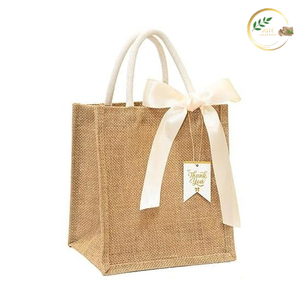 Sac en jute élégant pour cadeau de mariage avec finition décorative - Product Image 6