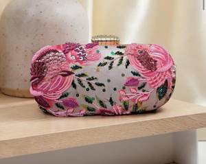 Bolso de mano floral estampado y bordado para mujer, cartera de fiesta, bolso de boda nupcial con diseño de marco único y cadena de hombro - Product Image 1