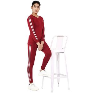 Ensemble de survêtement pour femmes, rouge, manches longues, col rond, couleur unie, respirant, en coton et élasthanne, décontracté, pour l'automne - Product Image 5