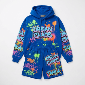 Ensemble survêtement avec sweat-shirt oversize et short de jogging |   Ensemble de survêtement en molleton personnalisé 2 pièces avec capuche - Product Image 1