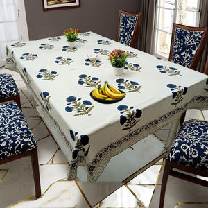 Preciosa Cubierta Rectangular Blanca para Mesa de Comedor, Hecha a Mano con Estampado Floral, de Algodón Lavable, Personalizable, Moderna y Suave, para Interiores y Exteriores - Product Image 2