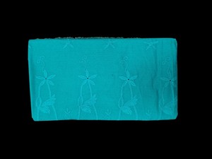 Tissu en coton bleu paon de qualité supérieure avec broderie ajourée Schiffli - Motif floral ton sur ton avec bordure festonnée - Vente flash - Product Image 3