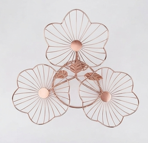 Panier à fruits élégant en fil métallique, forme de fleur or rose, bol de rangement pour la décoration de la cuisine - Product Image 3