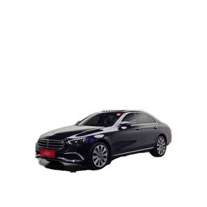 Mercedes-Benz Classe E E300e 4MATIC Exclusive Modèle décembre 2023 avec 21 828 km Boîte de vitesses automatique Volant à gauche Caméra de recul - Product Image 1