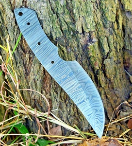 Cuchillo de acero de Damasco premium con hoja de espiga completa, cuchillo de supervivencia para exteriores, cuchillos de bolsillo para camping, logotipo personalizado, etiqueta privada, caza - Product Image 5