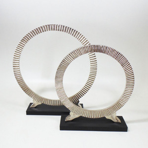Sculpture abstraite moderne en aluminium coulé de qualité supérieure, artisanat métallique fait main, figurine artistique, décoration de table de luxe - Product Image 6
