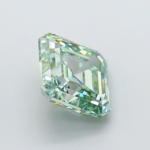 Diamante Cultivado en Laboratorio CVD de 2.05 Quilates, Corte Radiante, Verde Intenso Fantasía, Claridad VS1, Corte Excelente, Gema de Joyería de Lujo - Product Image 4