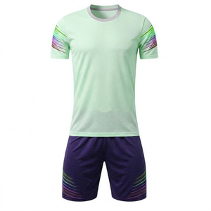 Nouvelle arrivée : uniforme de football, uniforme de football le plus vendu, fabricant de premier plan, uniforme de football pour jeunes hommes, nouveau design, logo personnalisé - Product Image 6