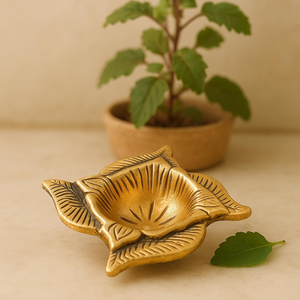 Lampe à huile Swastik en laiton de qualité supérieure, faite à la main, Deepak traditionnel, Pital Deepam décoratif pour cérémonie d'inauguration, festival, maison - Product Image 3