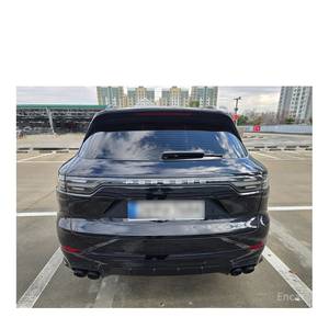 Porsche Cayenne 3.0 2024 con Caja de Cambios Automática, 66,400 km, Volante a la Izquierda, Asientos de Cuero, Cámara Trasera - Product Image 4