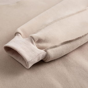 New Wholesale Custom Logo Sweaters Cotton Pullover Winter Sweaters for Women Loose Crew Neck and Long Sleeves in Solid Color - Product Image 3