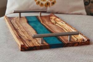 Elegante Bandeja Decorativa para el Hogar de Madera y Resina con Acabado Brillante y Textura Natural para Servicio Premium y Comercio Internacional - Product Image 2